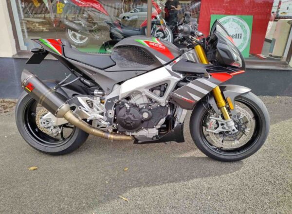 2021 APRILIA TUONO V4 1100 FACTORY BLACK